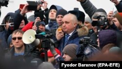 Вице-губернатор Кемеровской области Сергей Цивилев на митинге. 27 марта 2018 года.
