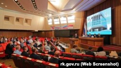 Світлодіодний екран у російському парламенті Криму