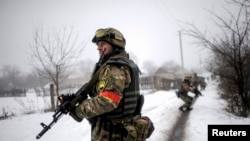 Украинский патруль в деревне Орехово. 28 января 2015 года