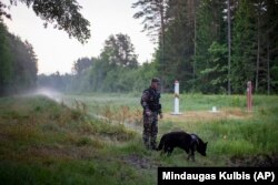 Poliția de frontieră patrulează acum mult mai intens granița cu Belarus.