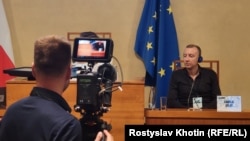 Станіслав Асєєв на конференції «За свободу» в будівлі Сенату Чеської республіки. Прага. 16 вересня 2026 року