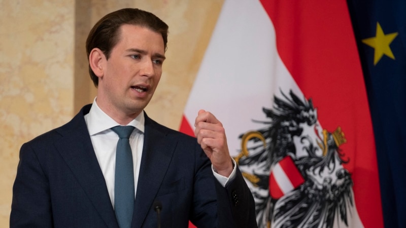 Австрискиот канцелар Курц поднесе оставка поради кривична истрага