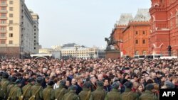 La marșul de la Moscova, din apropierea Kremlinului