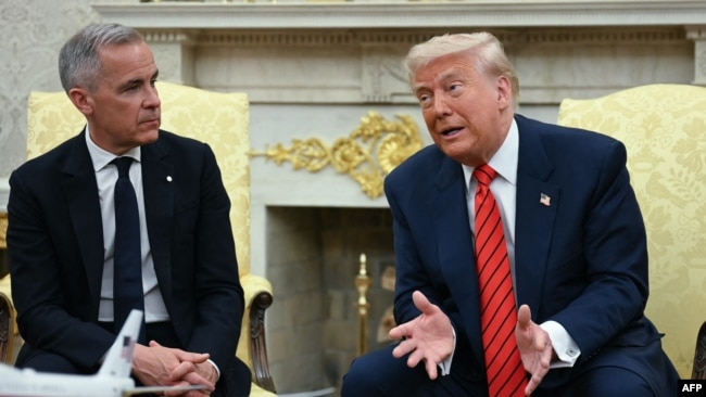 Mark Karni i Donald Tramp u Bijeloj kući u maju 2025.