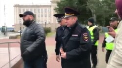 რუსეთის პოლიციამ ნავალნის კამპანიის კარავი აიღო