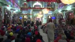 پېښور کې د سکانو د مشر د زېږېدنې ورځ لمانځل کېږي