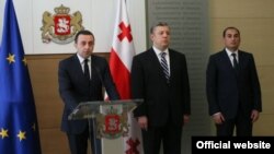 ახალი მინისტრების წარდგენა