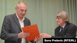 Slobodan Pejović prilikom primanja nagrade, 14. februar 2011.