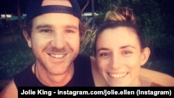 Jolie King dhe Mark Firkin