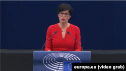 მარტა კოსის სიტყვებით, ქვეყნებს, რომლებსაც უნდათ ევროკავშირის წევრობა, უნდა იყვნენ მდგრადები რუსული და სხვა ჩარავების დროს.