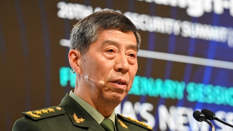 В Китае сняли с госпостов бывших министра обороны и главу МИД