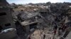 نمایی از ویرانی‌های برجا مانده از عملیات اسرائیل برای آزادی دو گروگان این کشور در بخش رفح نوار غزه