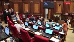 Ermənistan parlamenti ölkədəki son durumu müzakirə edəcək