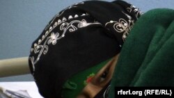 د شپږګوني ماشومانو مور 