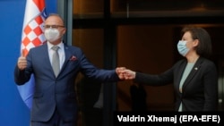 Гордан Грлиќ Радман и Доника Гервала-Шварц