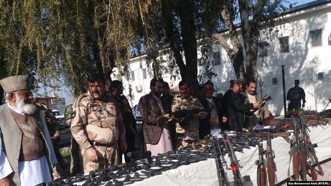 ننګرهار کې نیول شوي وسلې تصویر. 