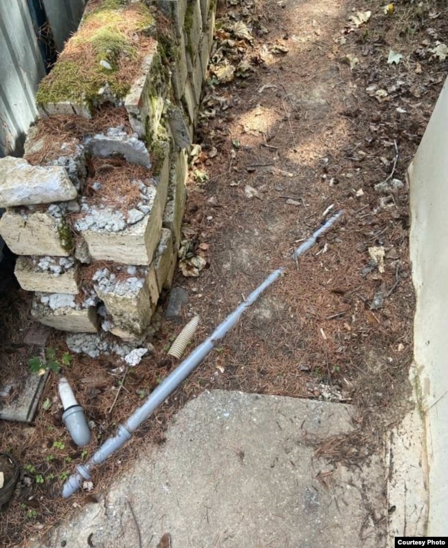 Në Gradishtë, në vend të kamp-shtëpizave ka ndërtesa betoni.