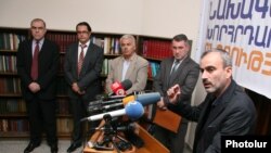 Armenia -- Opposition leaders announce the formation of a new anti-government front, 12 Oct, 2015