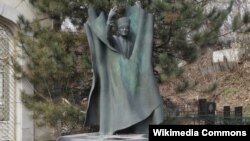 Москох кешнашкахь Эсамбаев Махьмудана хIоттийна хIоллам. 