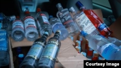 ფინანსთა სამინისტროს საგამოძიებო სამსახურის ცნობით, ამოიღეს ფალსიფიცირებული ალკოჰოლური სასმელი.