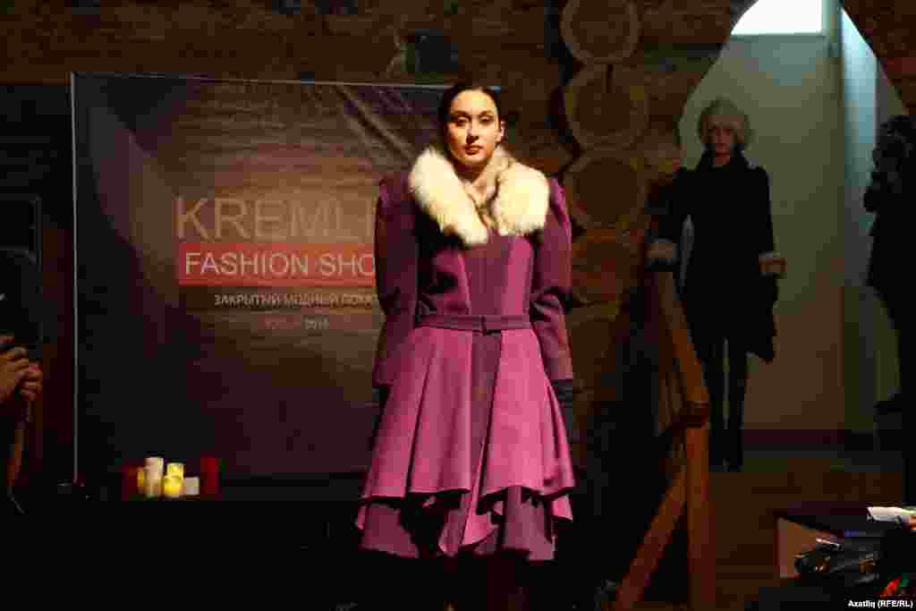Мода тамашасында кышкы киемнәр дә күрсәтелде