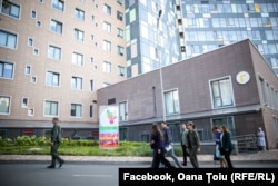 Spitalul Ohmatdit, cel mai mare spital pentru copiii bolnavi de cancer din Ucraina, reconstruit după ce a fost bombardat în urmă cu un an de forțele rusești.