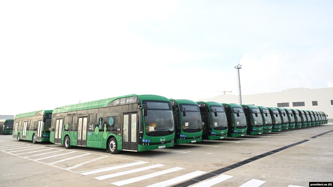 Çin istehsalı olan elektrik mühərrikli avtobuslar