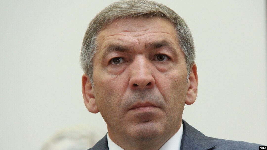 Абдусамад Гамидов, премьер-министр РД