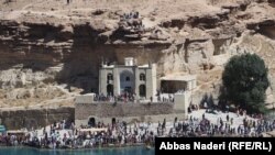 چارواکي وايي، روان کال کې شااوخوا ۲۰۰۰ ګرځندویانو له درېیو ولایتونو بامیان، بدخشان او هرات څخه لیدنه کړې.