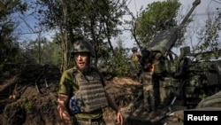 Українські військові готуються вести вогонь із гаубиці 2С22 «Богдана», Запоріжжя, травень 2026 року