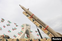 Rakete izložene ispred Teheranske kule Azadi 11. februara tokom obilježavanja 47. godišnjice Islamske revolucije u Teheranu.