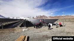 USAID в сотрудничестве с «Памир Энерджи» сдало в эксплуатацию новую 220-киловаттную солнечную электростанцию в Мургабе
