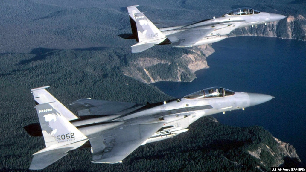 دو جنگندۀ اف ۱۵ آمریکایی