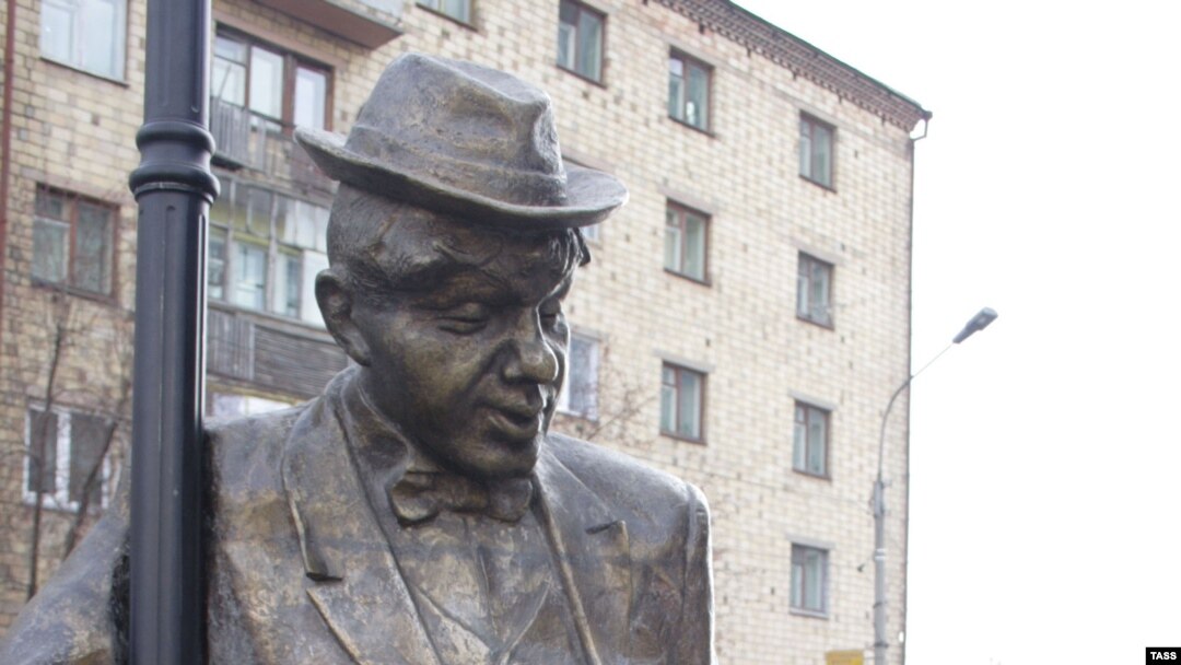 Красноярцы благодарны своему мэру за благоустройство города. Памятник пьянице - одна из любимых городских скульптур