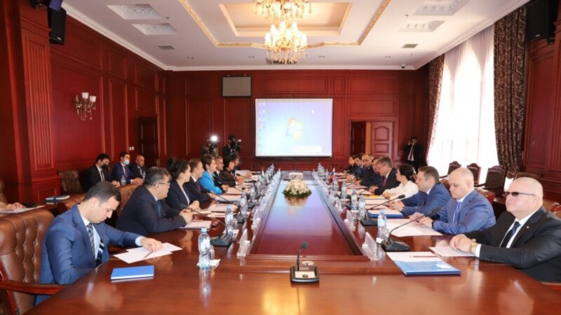 Душанбе и Москва обсудили вопросы в сфере миграции, 
