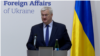 «Я звернувся із запитом на додаткову військову підтримку, включаючи знамениті австралійські Bushmaster та інше озброєння», сказав Андрій Сибіга