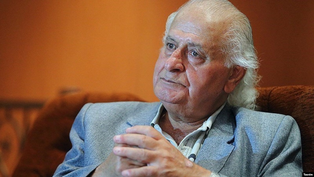 مستند «جاده ابریشم» مشهورترین کاری بود که با روایت پرویز بهرام از تلویزیون ایران پخش شد و صدایش را ماندگار کرد.