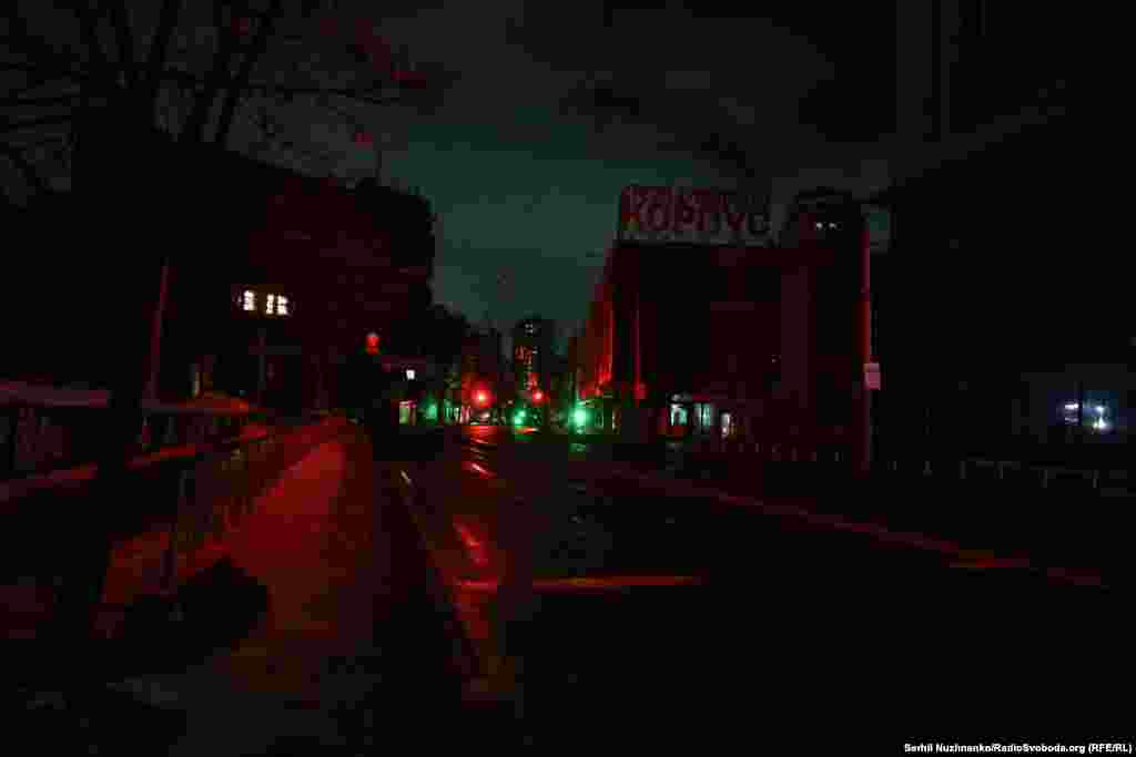 Перші вибухи 24 лютого 2022 року розбудили киян близько 5-ї години ранку. На фото: вулиця Січових Стрільців, ранок 24 лютого 2026 року