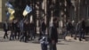 В прифронтовом Доброполье требуют вернуть украинскую символику в город (видео)