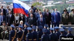 Armenia - Russian soldiers march during an official Armenian ceremony to mark the 76th anniversary of Soviet victory in World War Two, Yerevan, May 9, 2021.