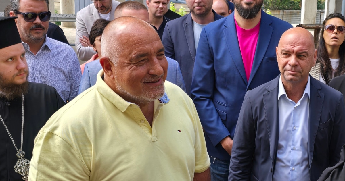 Лидерът на ГЕРБ Бойко Борисов приветства американския президент Доналд Тръмп