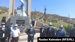 Санпа окуясын эскерүүгө Жогорку Кеңештин төрагасы Дастанбек Жумабеков катышты. 12-июнь, 2020