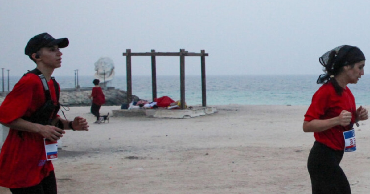 Iran : les organisateurs d’un marathon arrêtés après que des femmes ont participé sans le hijab obligatoire @RFERL