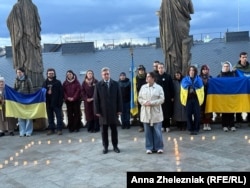 Акція до четвертої річниці авіаудару по драмтеатру у Маріуполі, Прага, 16 березня 2026 року