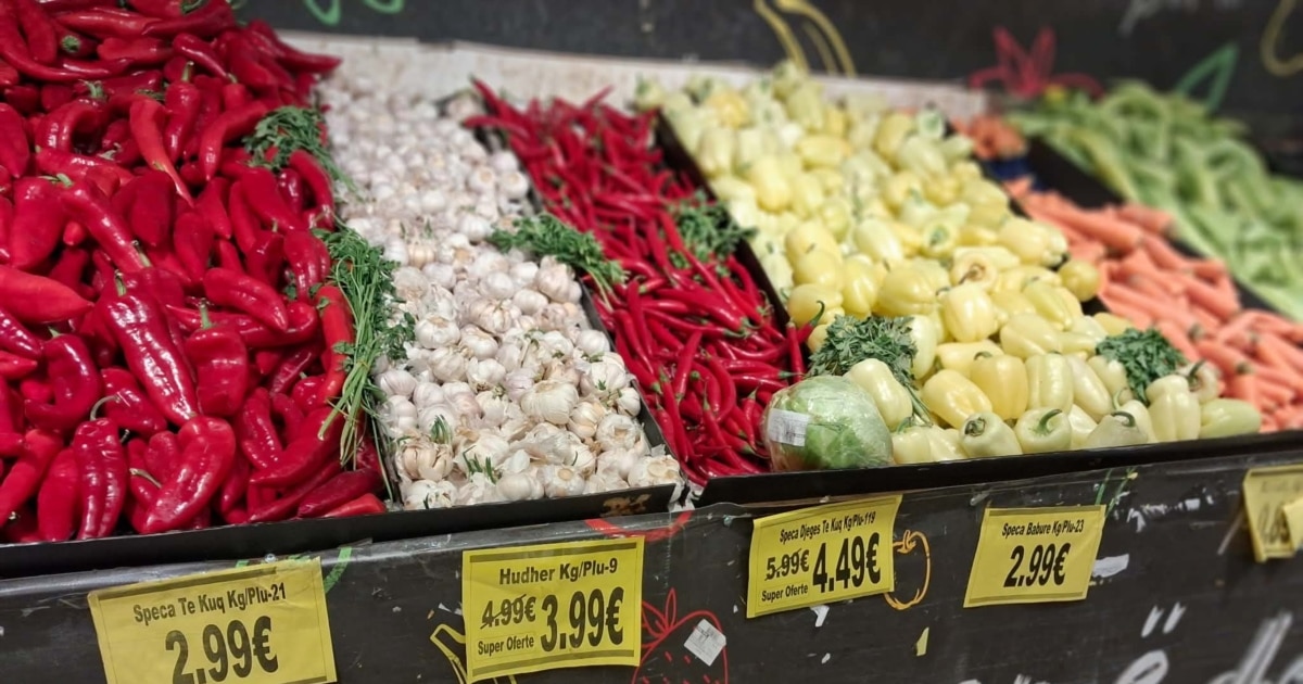 Festat e shtrenjta  Çmimet rrisin barrën për familjet kosovare