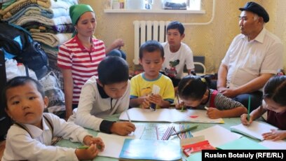 Ана мен ұлы онлайн секс