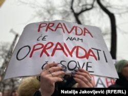 Protest ispred subotičke gimnazije, 21. januar 2025.