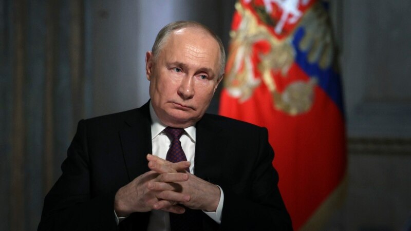 Абхазские партии призвали к поддержке на выборах Владимира Путина
