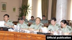 Armenia - Officers from China's Academy of Military Sciences attend a conference at the Defense Ministry in Yerevan, 1Aug2012.