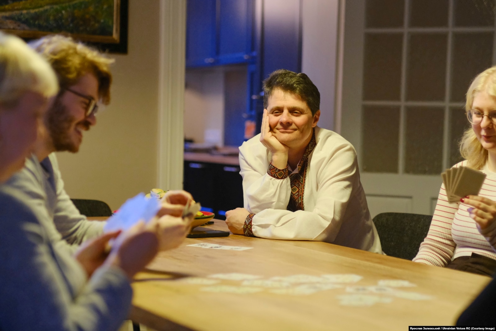 Арно Стеван з українцями у своєму домі